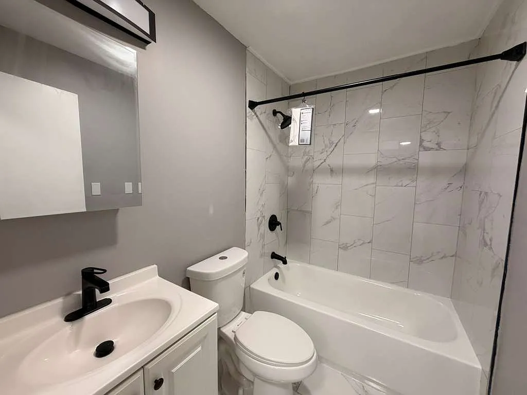 2 bed, $1,750 — Photo 2