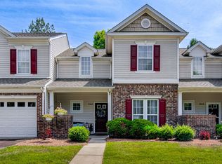 5946 Hollow Wood Ct, Winston Salem, NC 27104