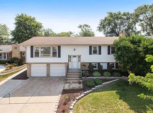 6235 Boca Rio Dr, Oak Forest, IL 60452