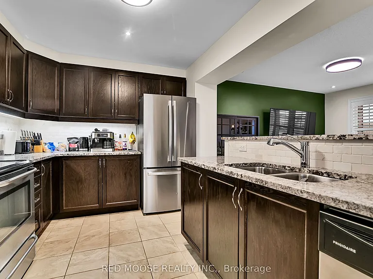 373 Sweetfern Cres — Photo 12