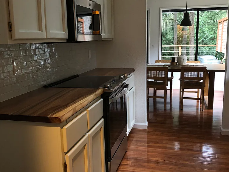 17th Avenue Ct NW — Photo 17