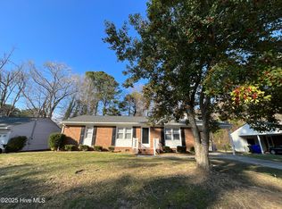 203 Kent Rd, Greenville, NC 27858