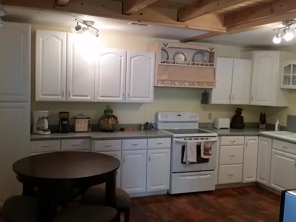 (undisclosed Address), Grants Pass, OR 97526