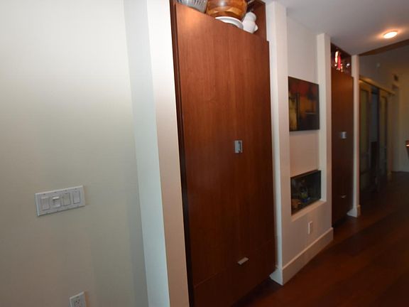 3rd image of 912 Channelside Dr Unit 2508