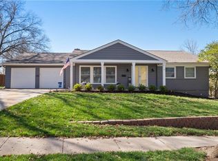 5601 W 87th Ter, Overland Park, KS 66207