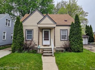 1529 Mohawk Ave, Royal Oak, MI 48067