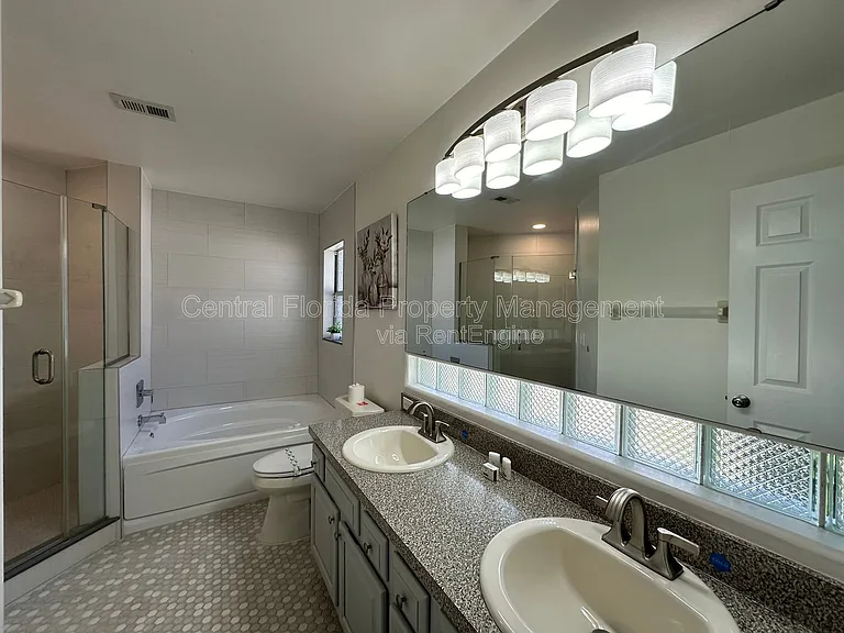 1009 Lake Davenport Blvd — Photo 18