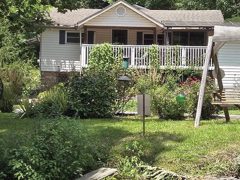 1503 Beantown Rd — Photo 11