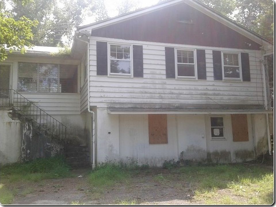 1st image of 1565 Tioga Ln