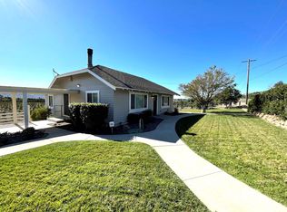 14614 Foothill Rd, Santa Paula, CA 93060