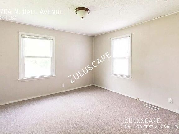 3rd image of 1704 N Ball Ave