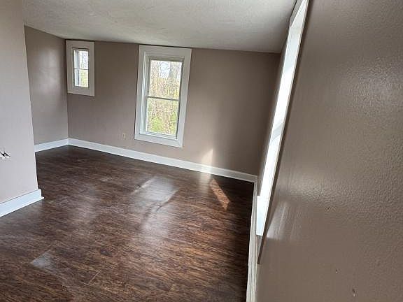 2nd image of 1014 Considine Ave