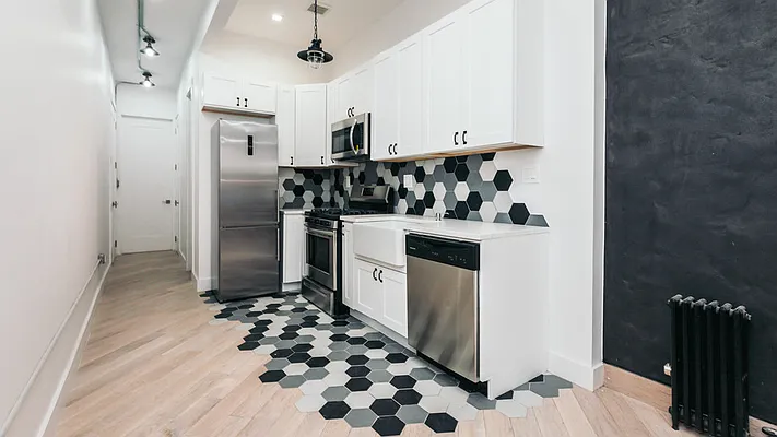 Rented by Nooklyn NYC LLC | media 12