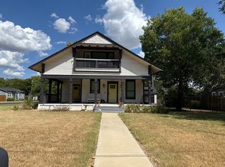 604 Williams St, Waxahachie, TX 75165