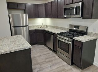 23 Sugar Maple Ln APT 4, Saint Charles, MO