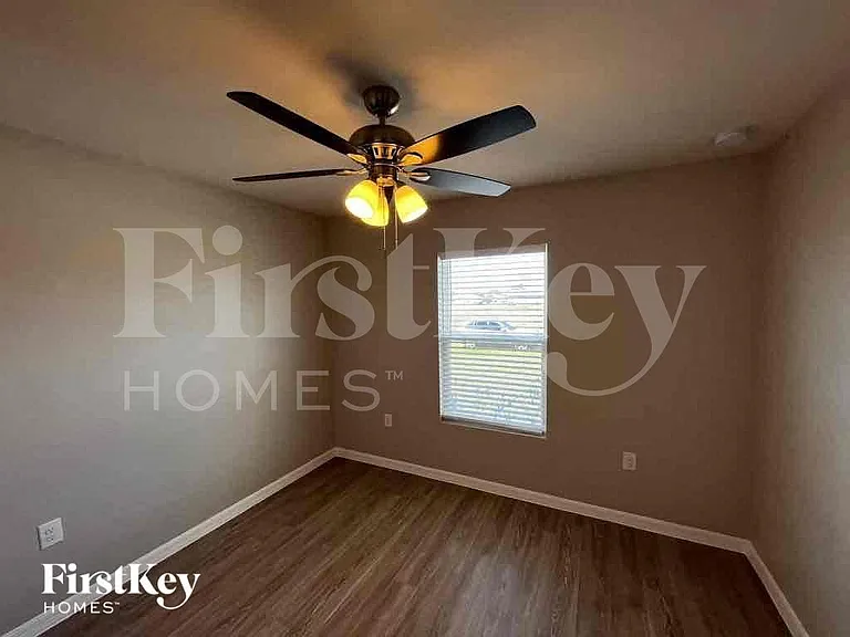 1005 NW 13th Ave — Photo 15