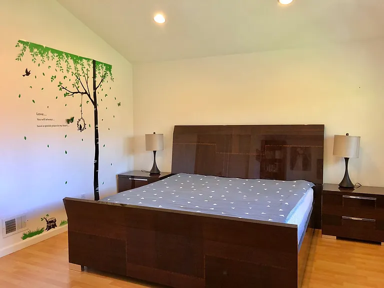 1211 Crescent Ter — Photo 19