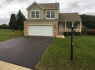 2198 N Pheasant Ridge Ct, Round Lake Beach, IL 60073