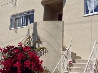 154 Frisbie St APT 4, Oakland, CA 94611