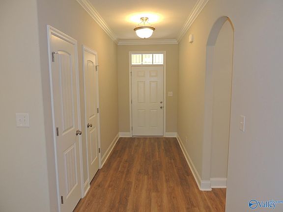 2nd image of 109 Fawn Brook Dr