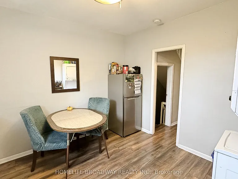 3 Yarmouth Rd — Photo 8
