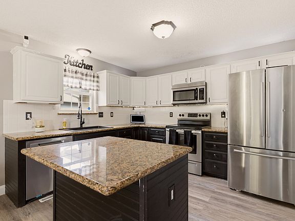 2nd image of 301 E Valley Park Dr