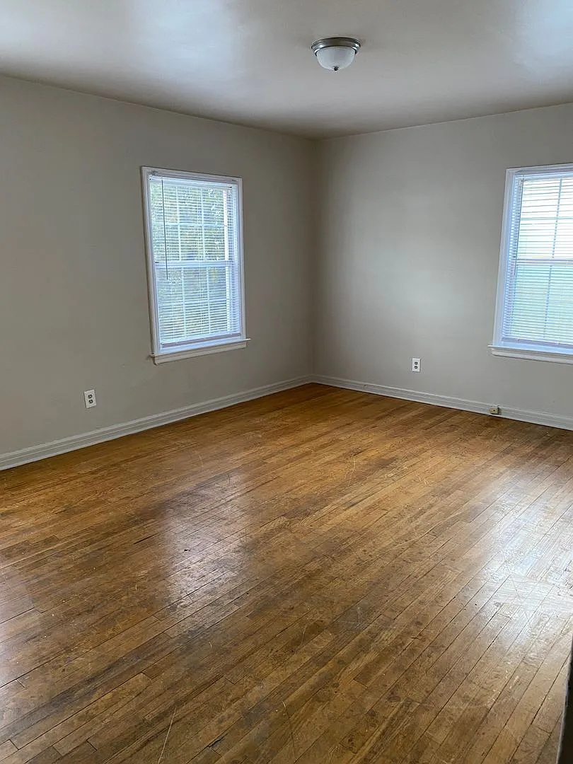 378 N Roosevelt (4-5) (Dup) — Photo 3