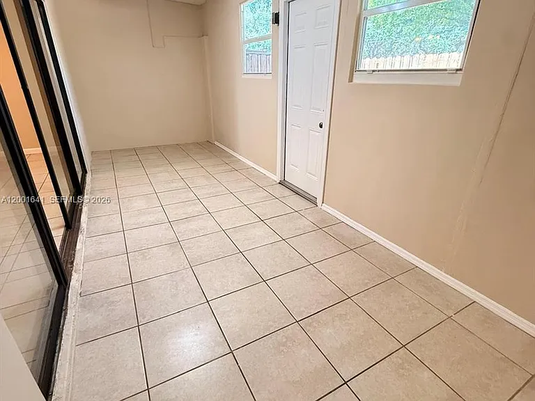 3301 Raleigh St #4D — Photo 8