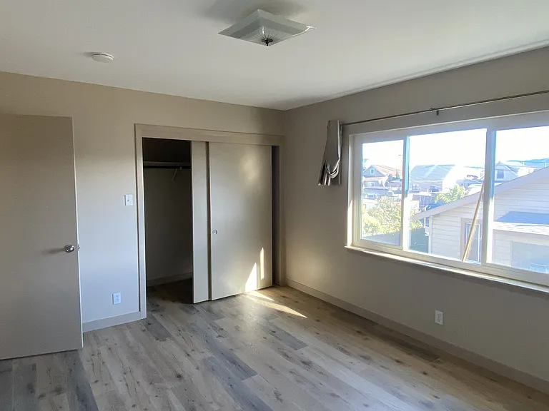 561 Miller Ave — Photo 12