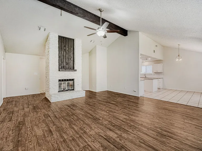 11922 Meadowfire Dr — Photo 5