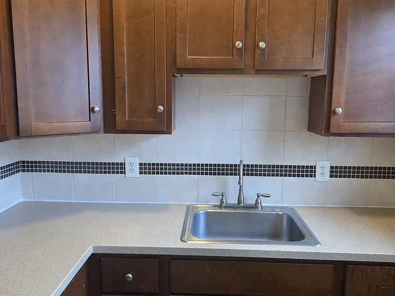234 Howard Ave #2 — Photo 5