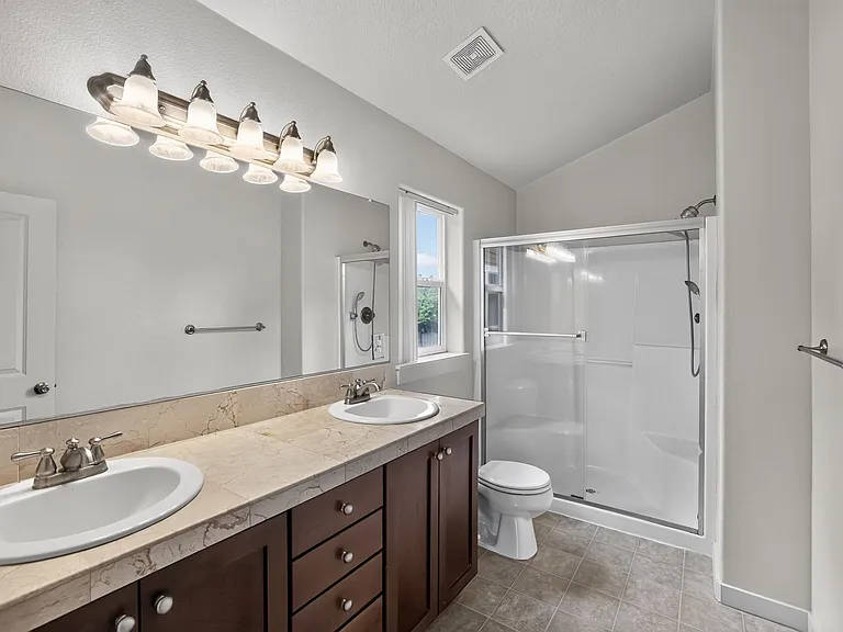 7130 NE Ridge Dr — Photo 10