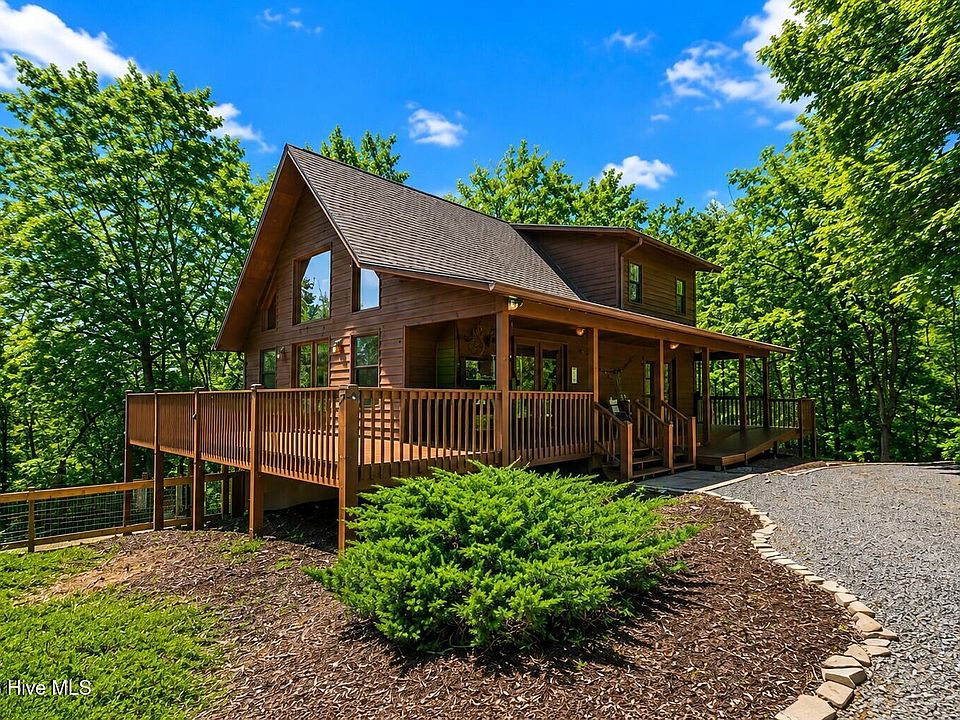 1st image of 161 Boulder Mountain Drive