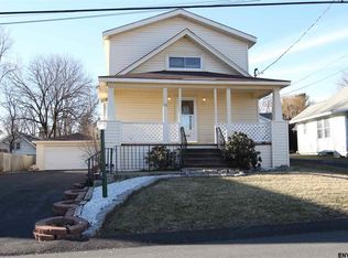 10 Vista Ave, Latham, NY 12110