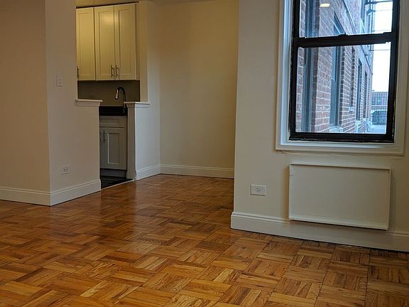 5th image of 6395 Austin St #6A