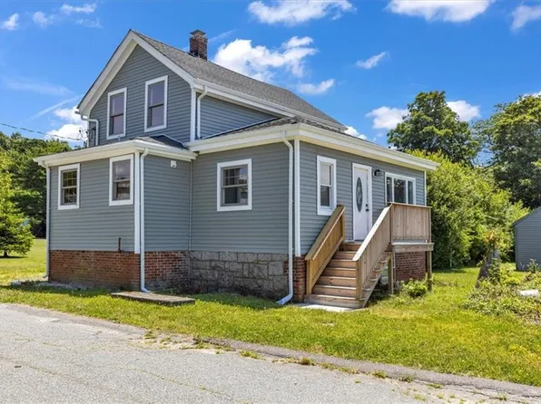 11 A Connell St, Tiverton, RI 02878