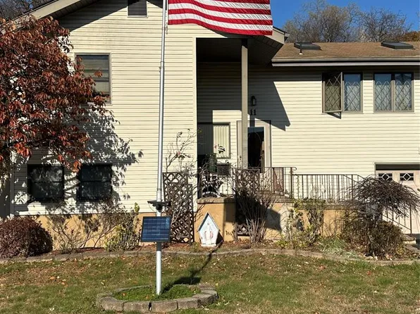 11 Brush Ct #11, Garnerville, NY 10923