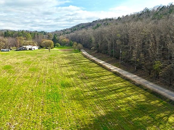 3rd image of Die Bend Rd