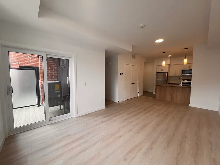 31 Mill St #12 — Photo 13