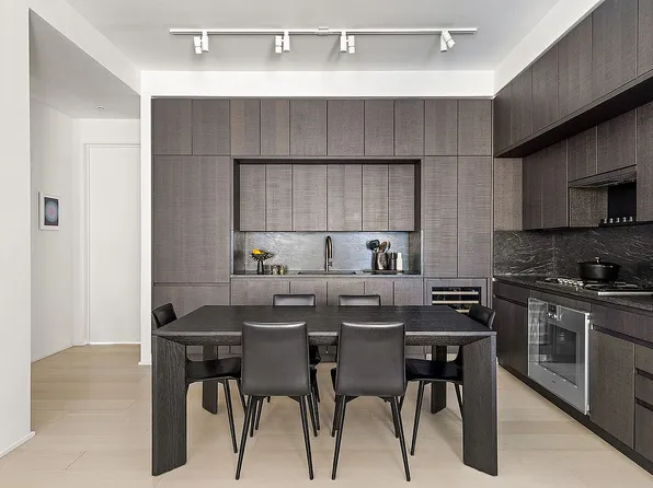 130 William St APT 14D, New York, NY 10038