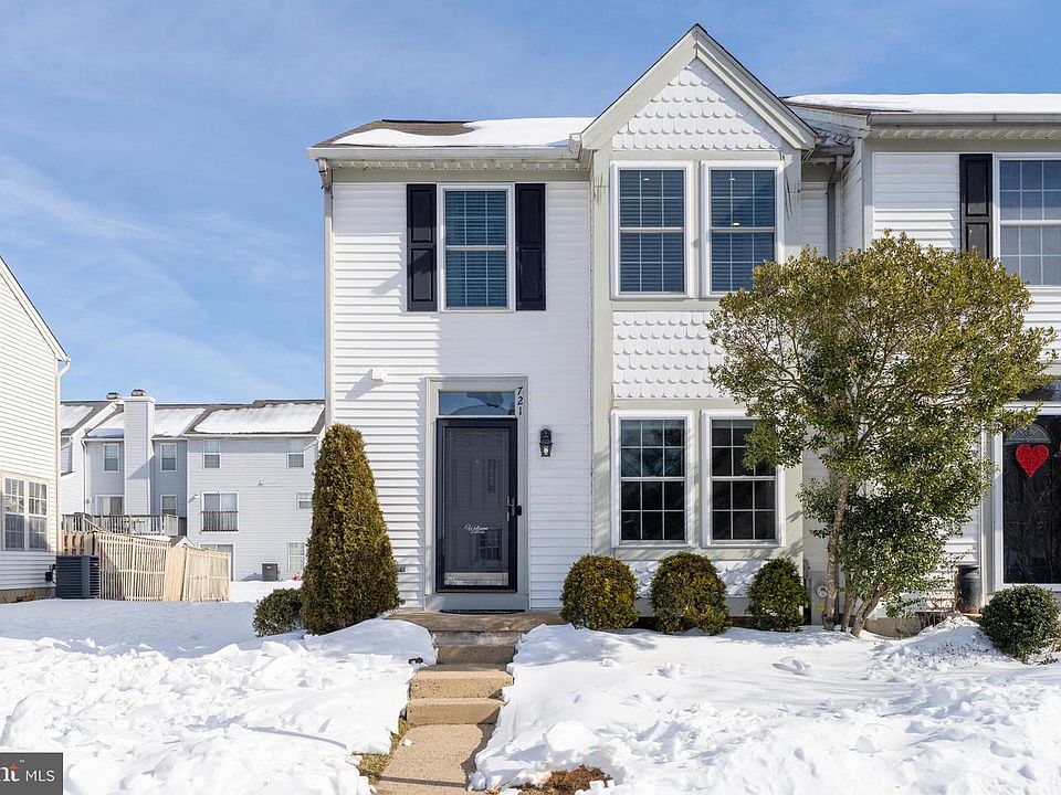 1st image of 721 Orley Pl