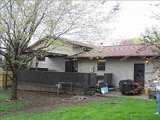 2nd image of 617 W Division St