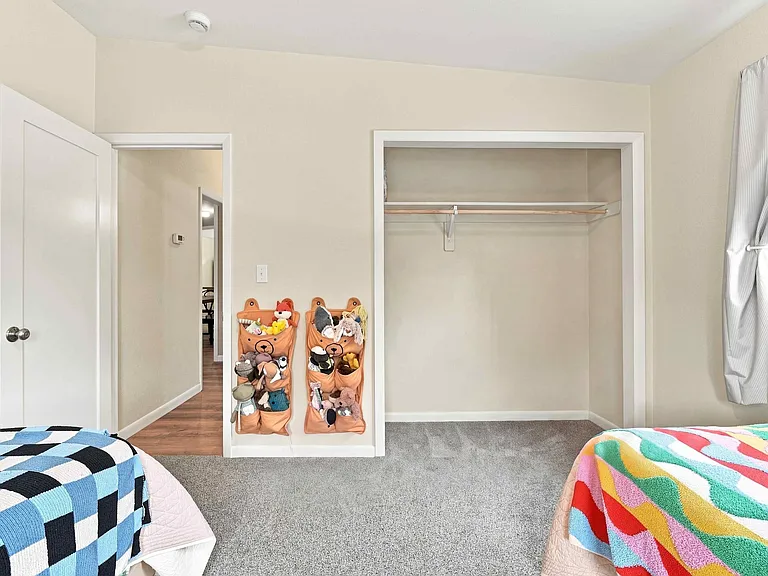 417 N Atlantic St — Photo 18