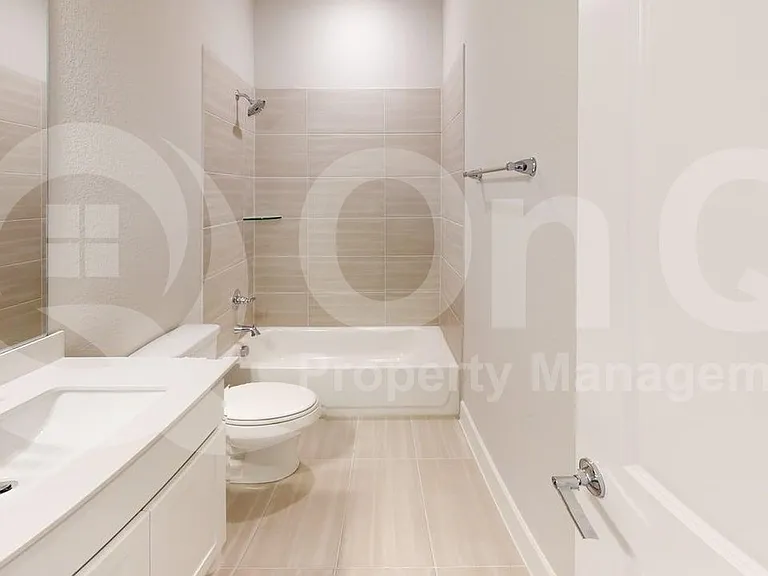 324 Palo Duro St — Photo 18