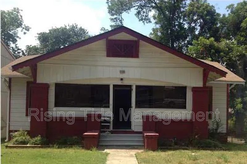 1st image of 1709 2nd Ave W