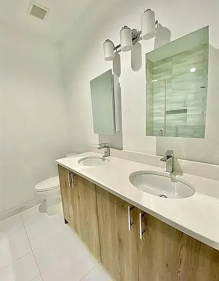 1060 Crystal Way #103 — Photo 13