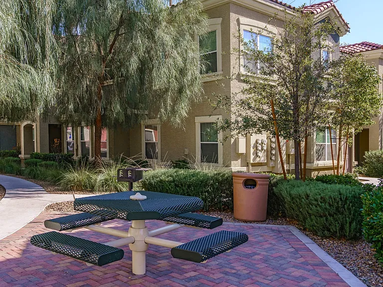 Ravello Townhomes — Photo 13