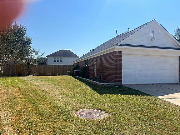 3rd image of 9714 Rich Mountain Ct