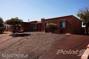 CALLE CAMPANA DEPLATA, Front Drive and C