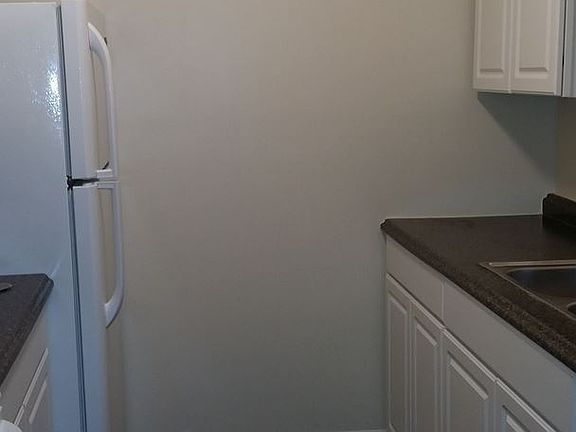 5th image of 600 S 4th St APT 31